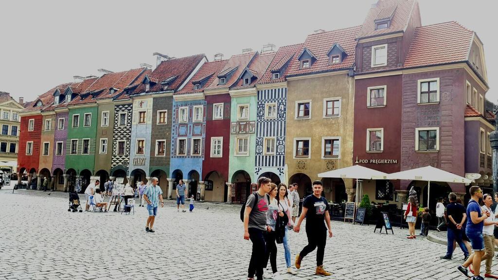 Bluegrayorange Leilighet Poznań Eksteriør bilde